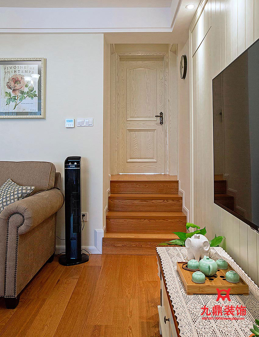 6樓梯區(qū)改造后.jpg 6樓梯區(qū)改造后.jpg