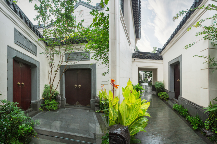 別墅庭院.jpg 別墅庭院.jpg