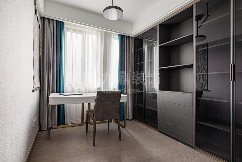 書(shū)房.jpg 書(shū)房.jpg