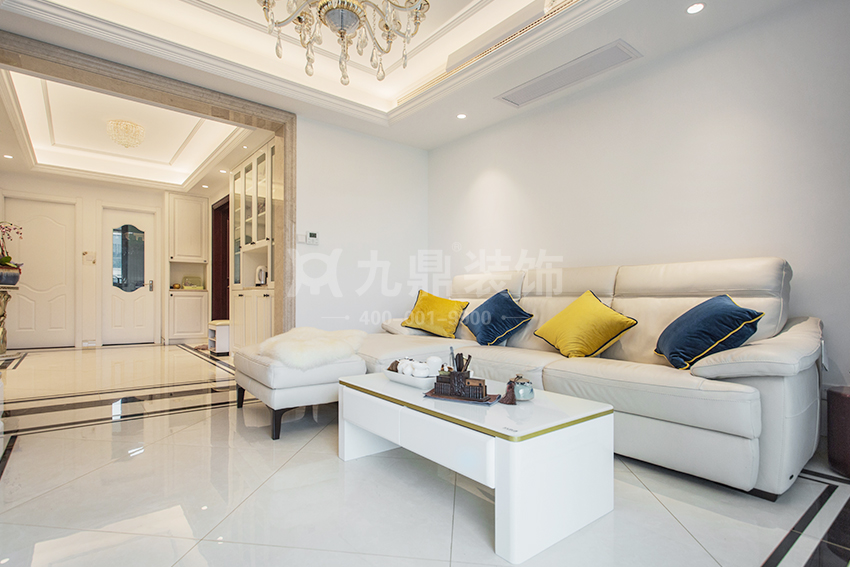 裝修愛好美式客廳風格，美式風格客廳的家具搭配很重要