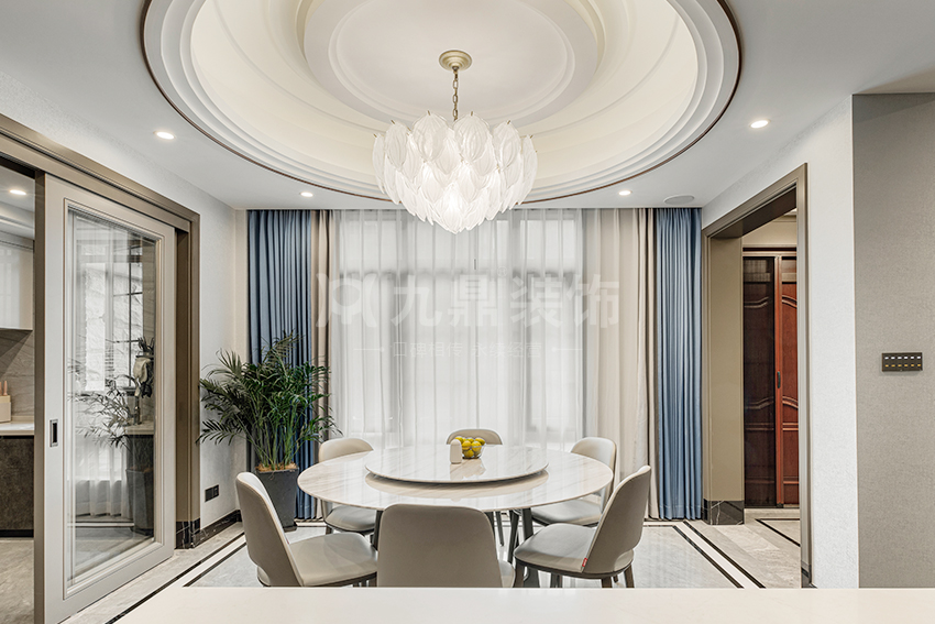 選擇裝修公司的注意事項，選擇正規(guī)的裝修公司